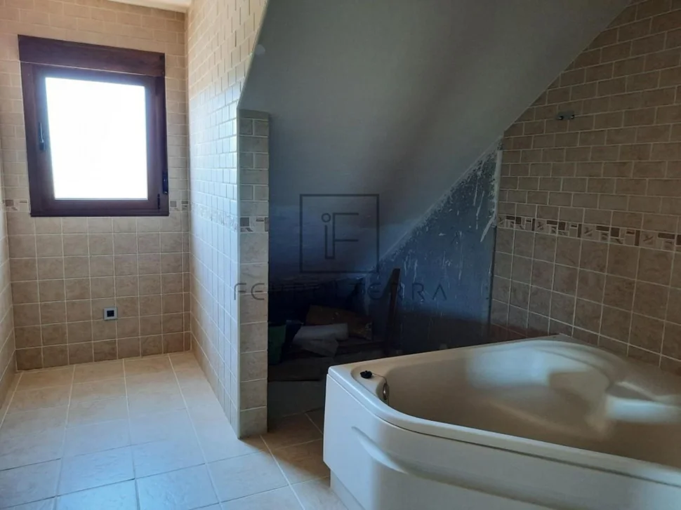 Inmueble #C000217 para Vender en As Somozas, Somozas