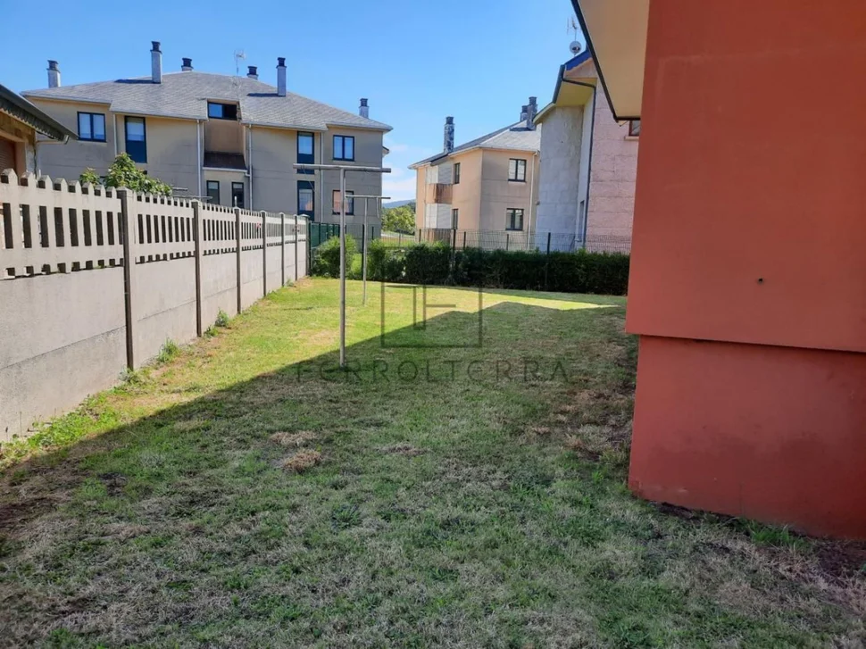 Inmueble #C000217 para Vender en As Somozas, Somozas