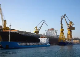 Transporte break bulk en logística internacional para carga especial y sobredimensionada