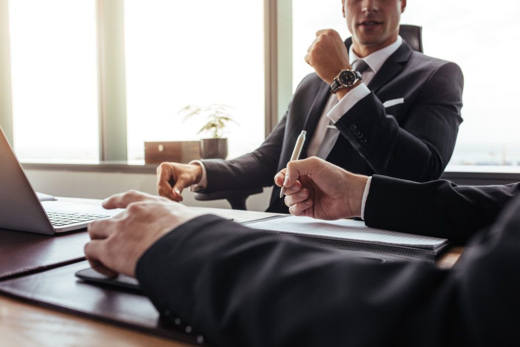 Abogados especialistas en derecho inmobiliario en Ferrol y Narón colaborando con SC Inmobiliarias